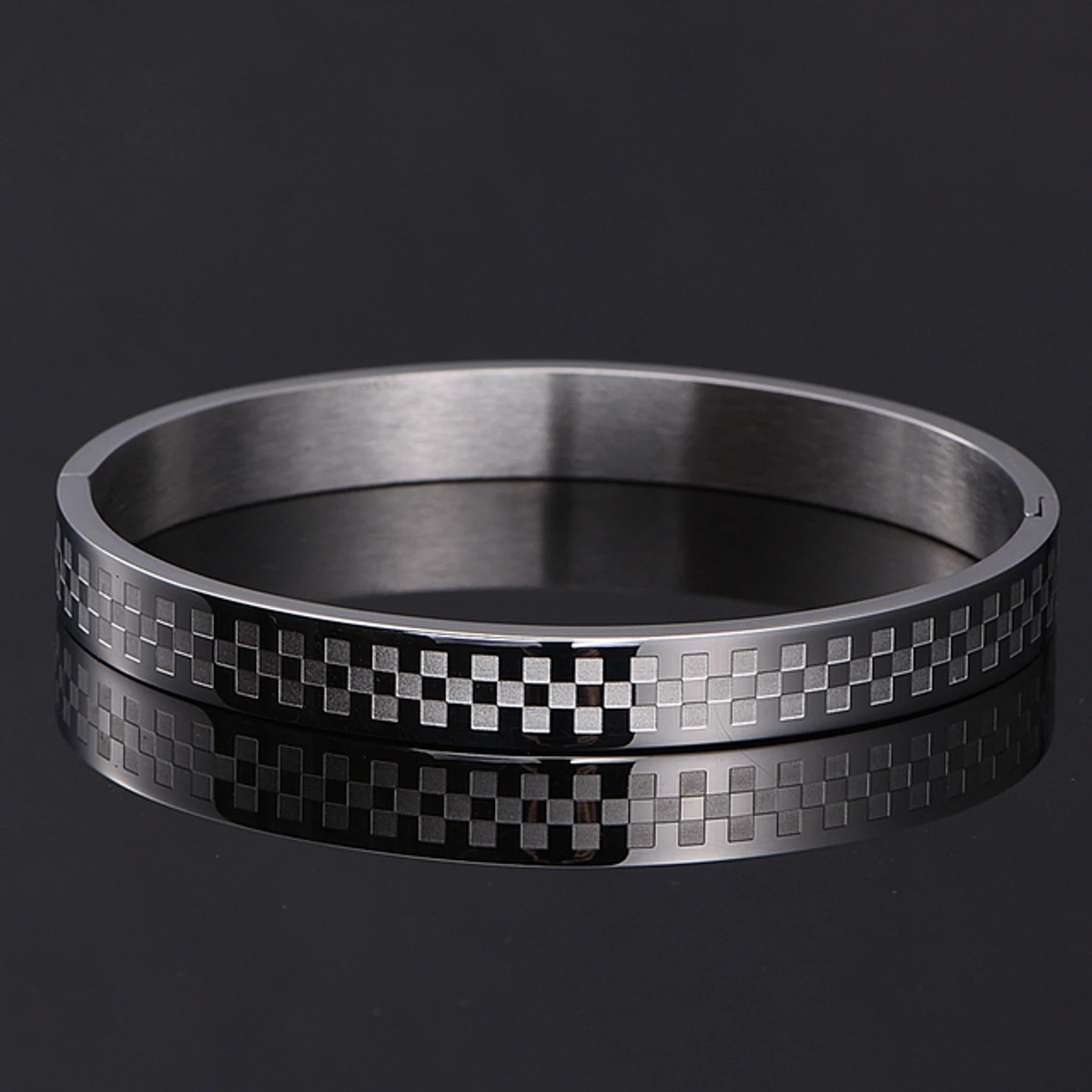 Silver Free Size Stainless Steel Trandy Kadaa Bracelet For Men