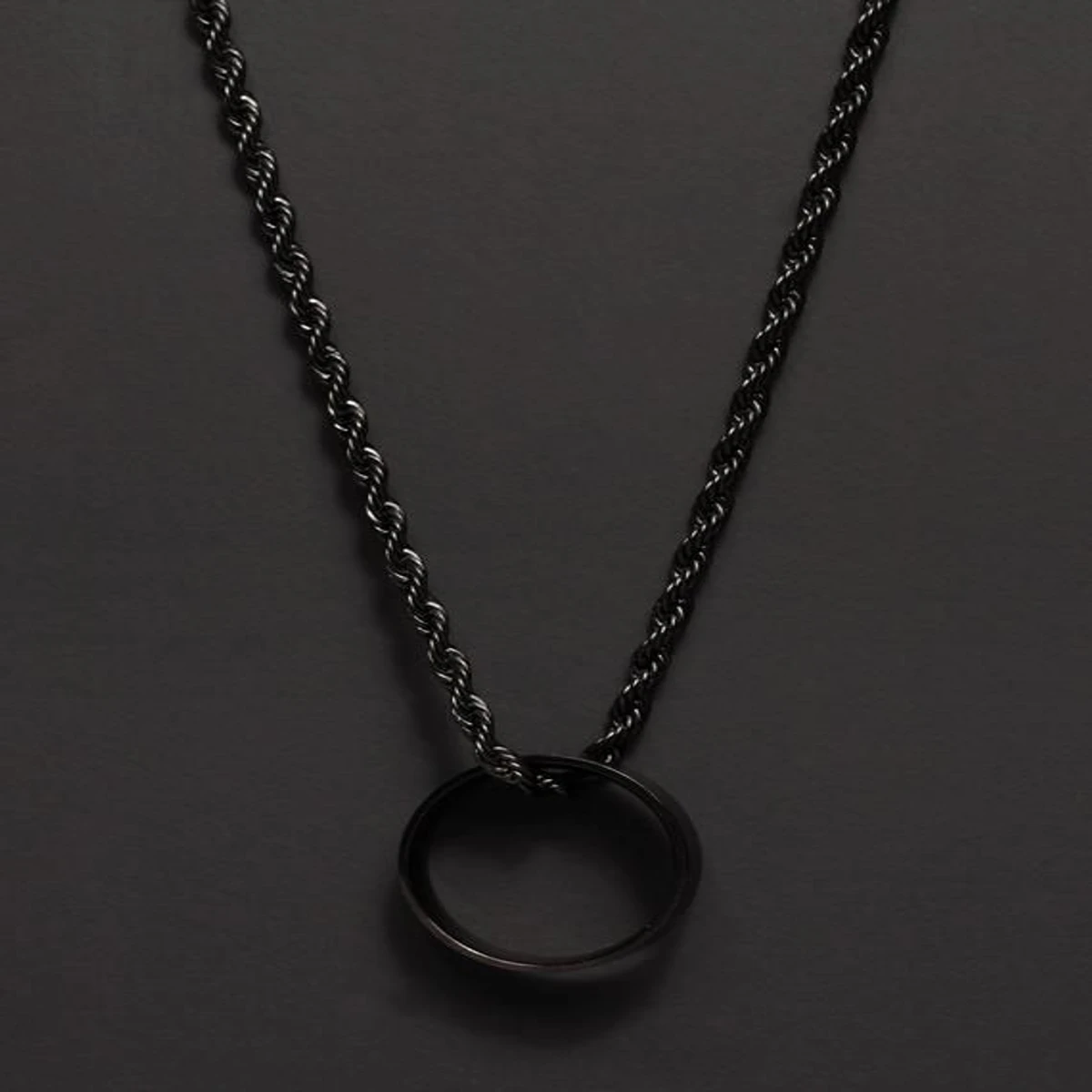 Rofe Chain With Black Ring Locket For Men