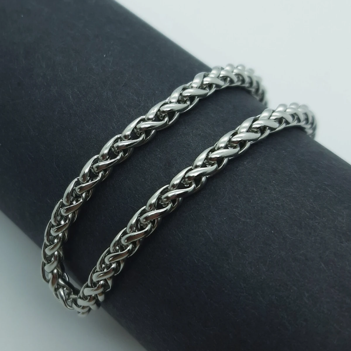 Fashionable Rofe Chain Bracelet For Men- Silver - Image 3