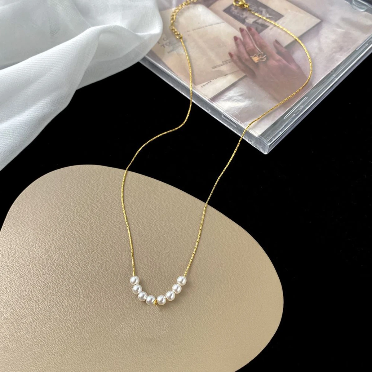 Korean stylish Girls Pearls Necklace For Woman - Image 4