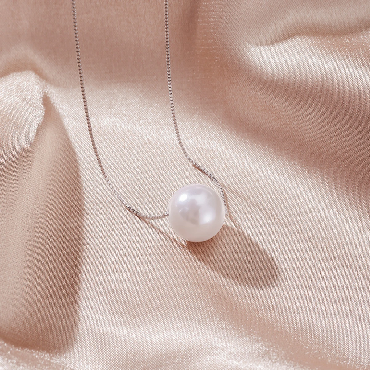 Korean elegant stylish pearl necklace - Image 3