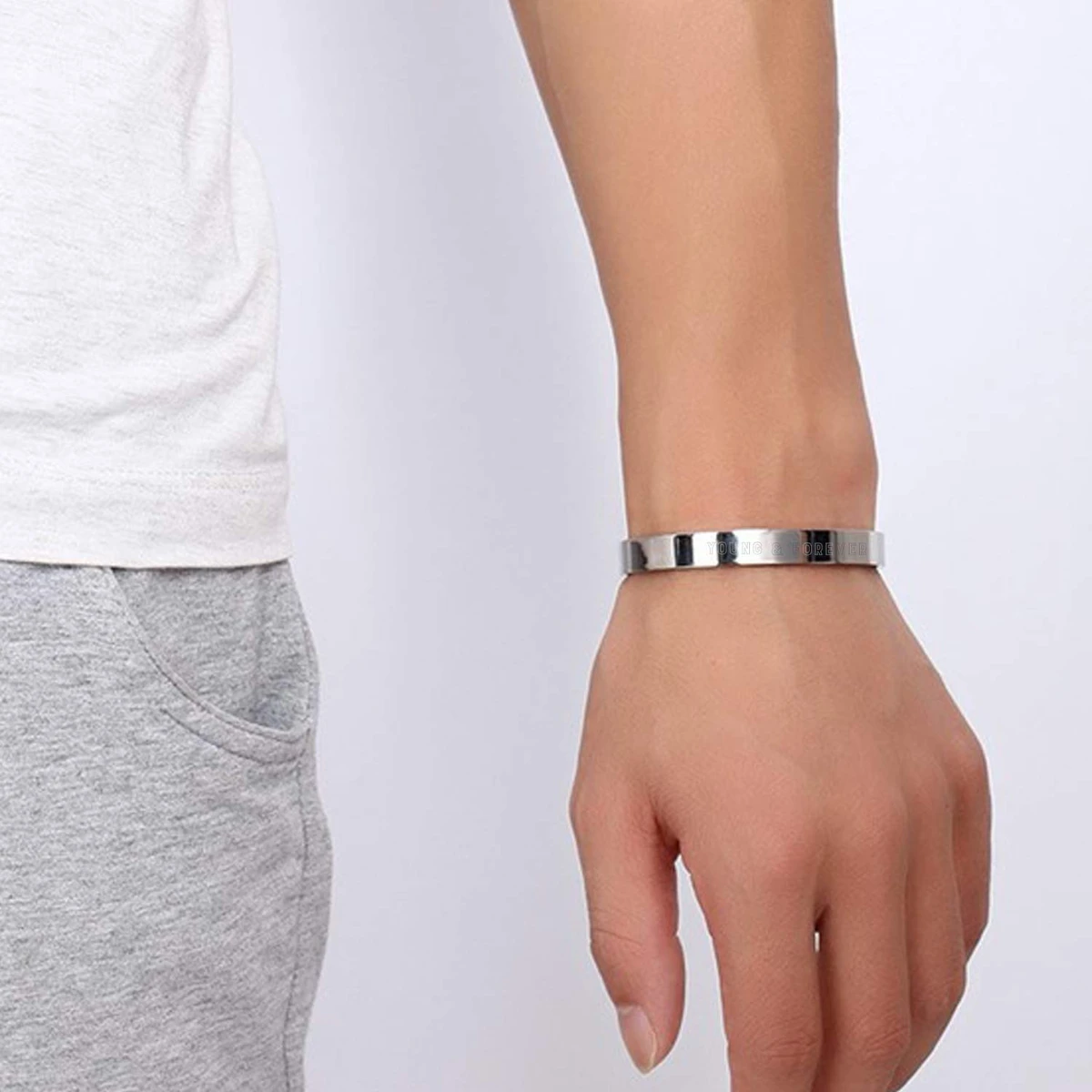 Free Size Stainless Steel Trandy Round Bracelet For Men