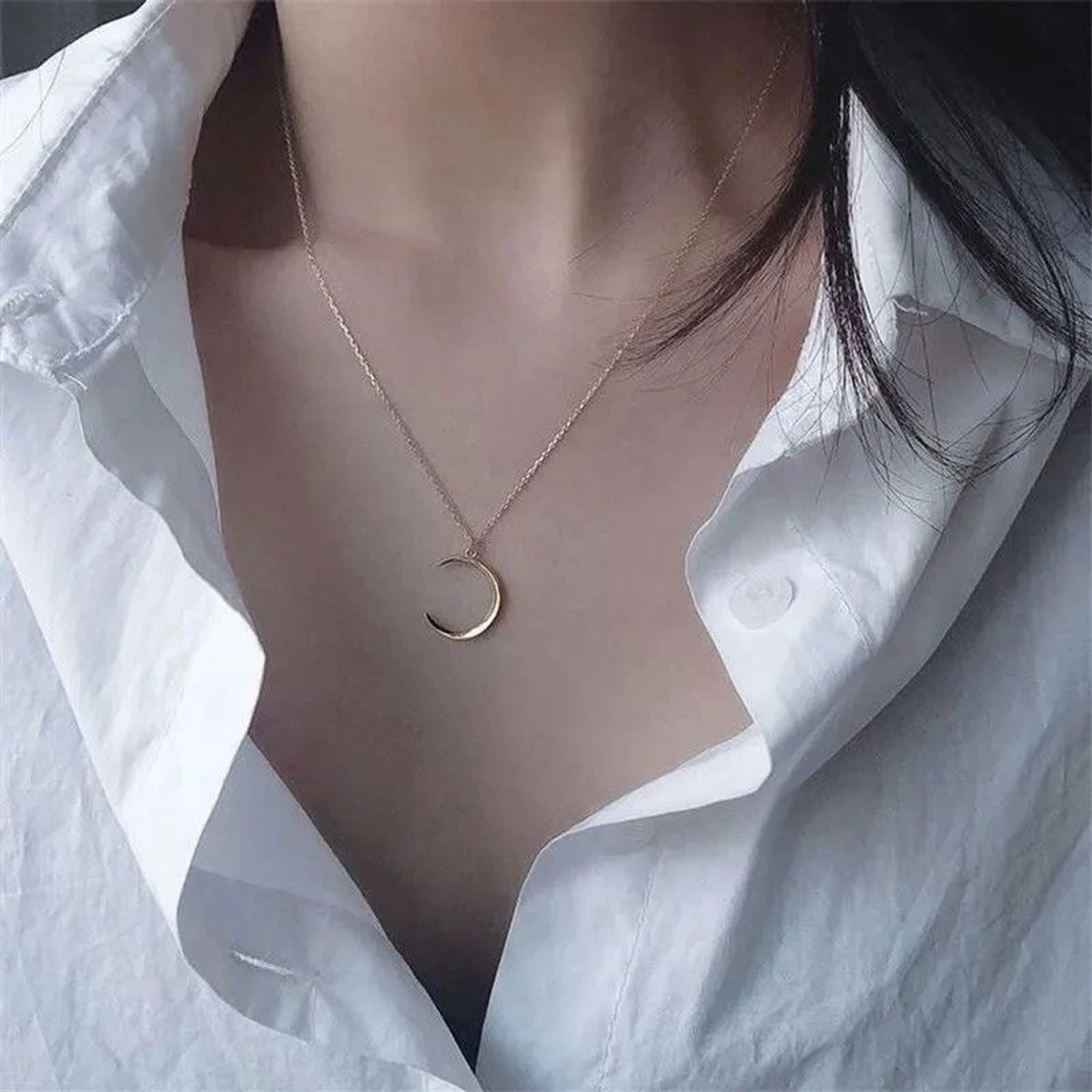 Stylish New Moon Necklace For Girl/Women