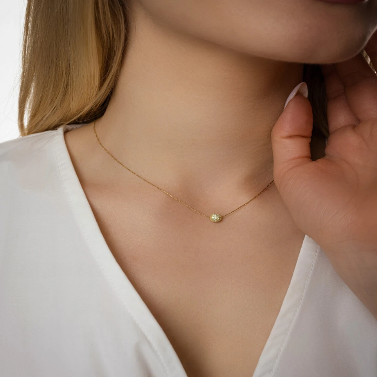 Simple stylish Pearl Necklace for Women - Image 3