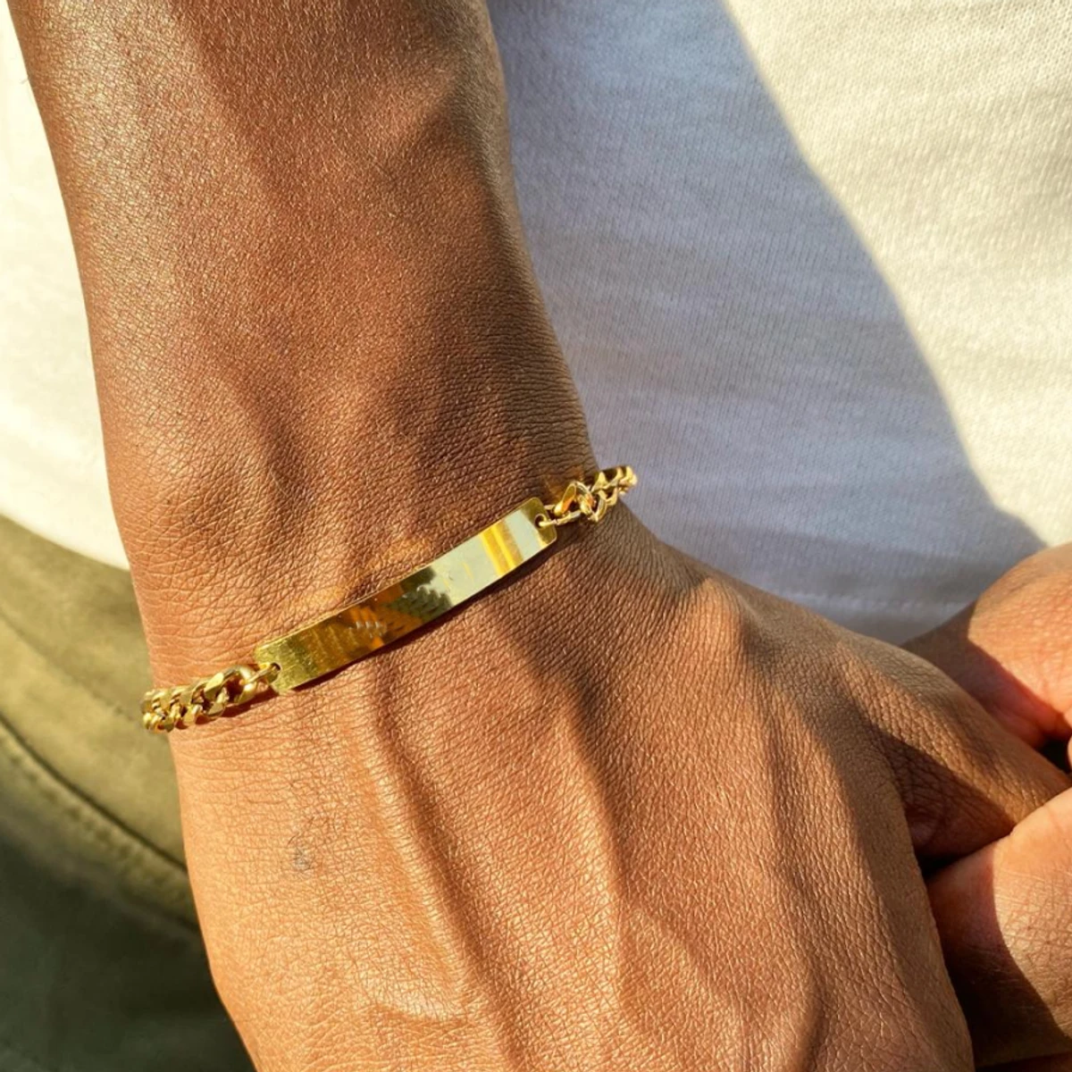 Men Bracelet Gifts Mens Hand Chain Bracelet- Golden