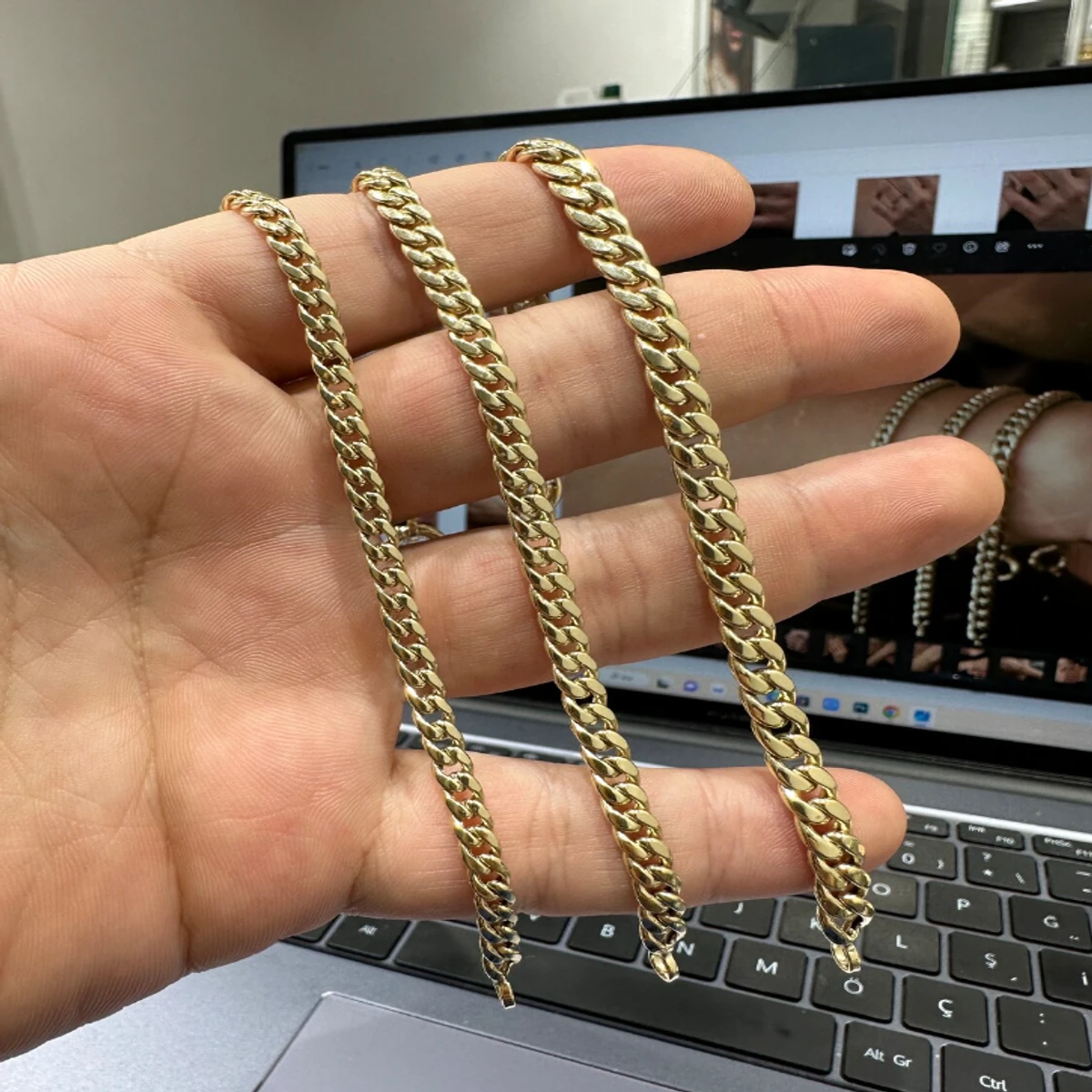 Golden Fashionable New Bracelet For Men