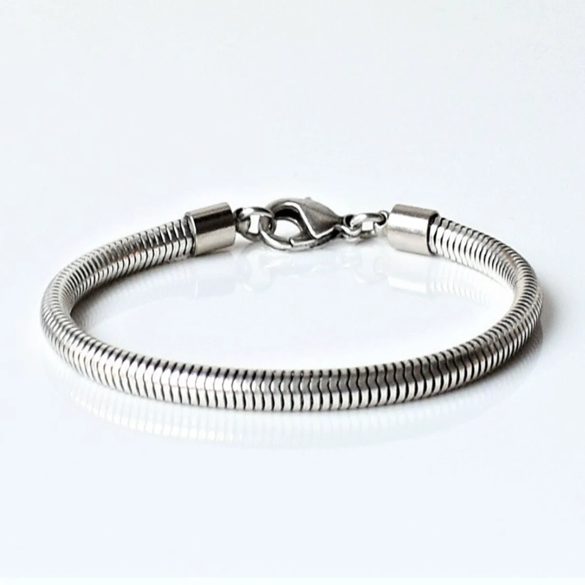 Fashionabel Sanke Chain Bracelet For Men