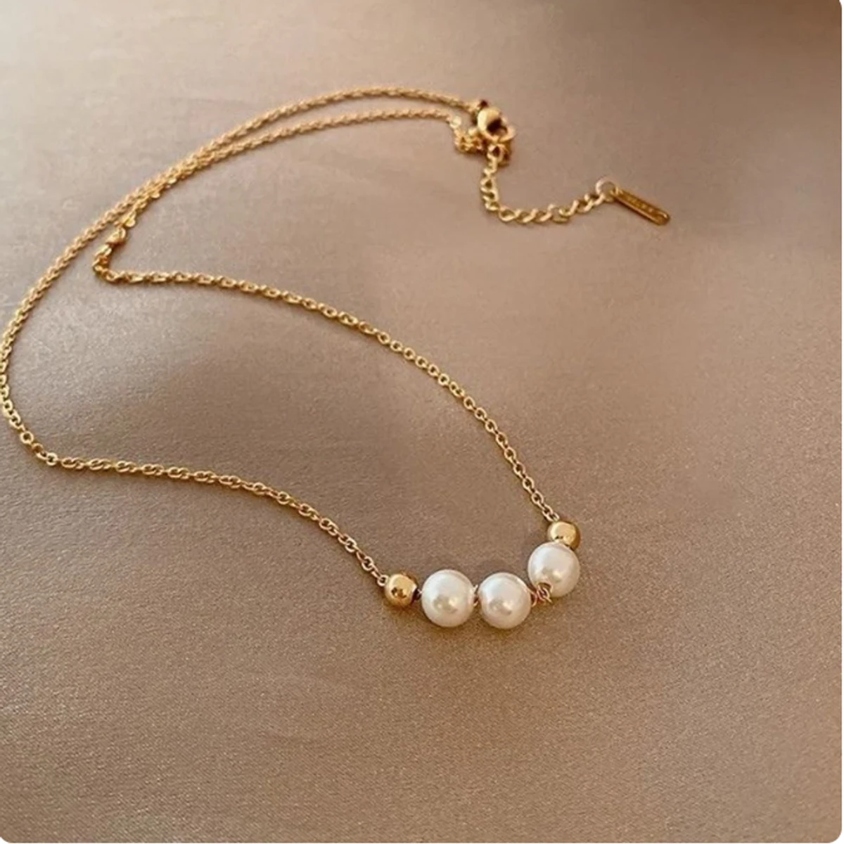 Korean elegant pearl necklace