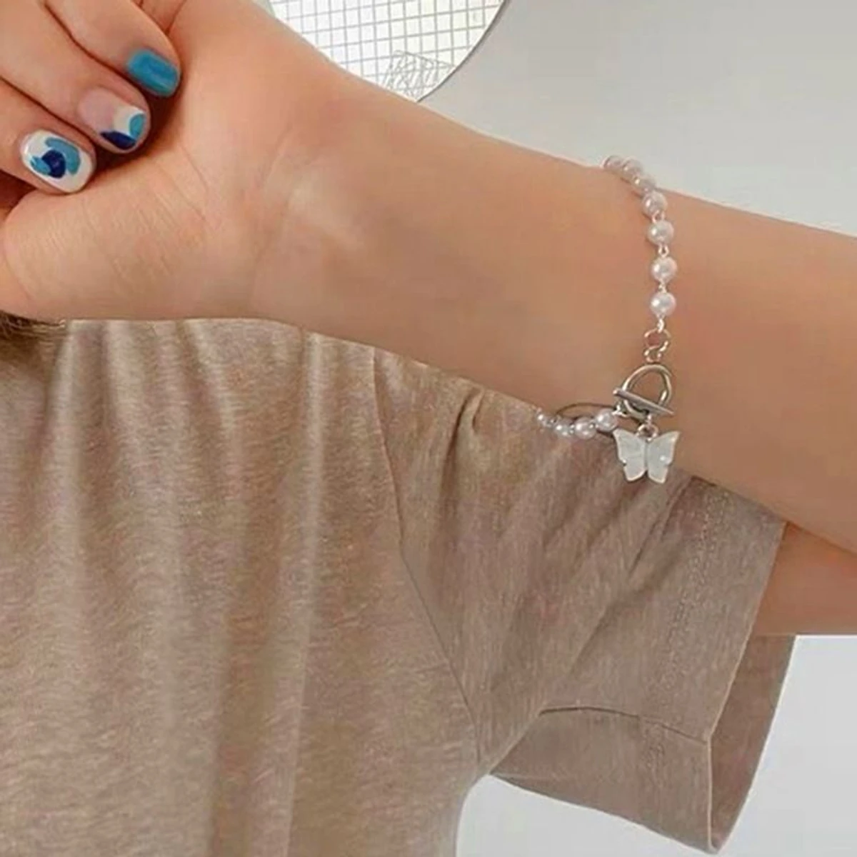 Pearl Puti Butterfly Stylish Bracelet For Women